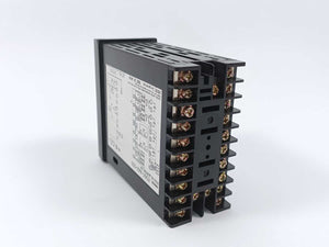 OMRON E5EK-AA2-500 Digital Controller