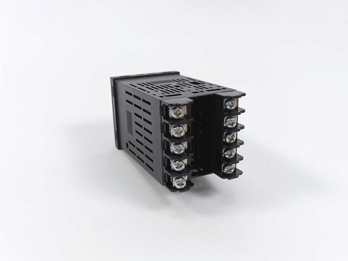 OMRON E5CN-C2MT-500 Temperature Controller