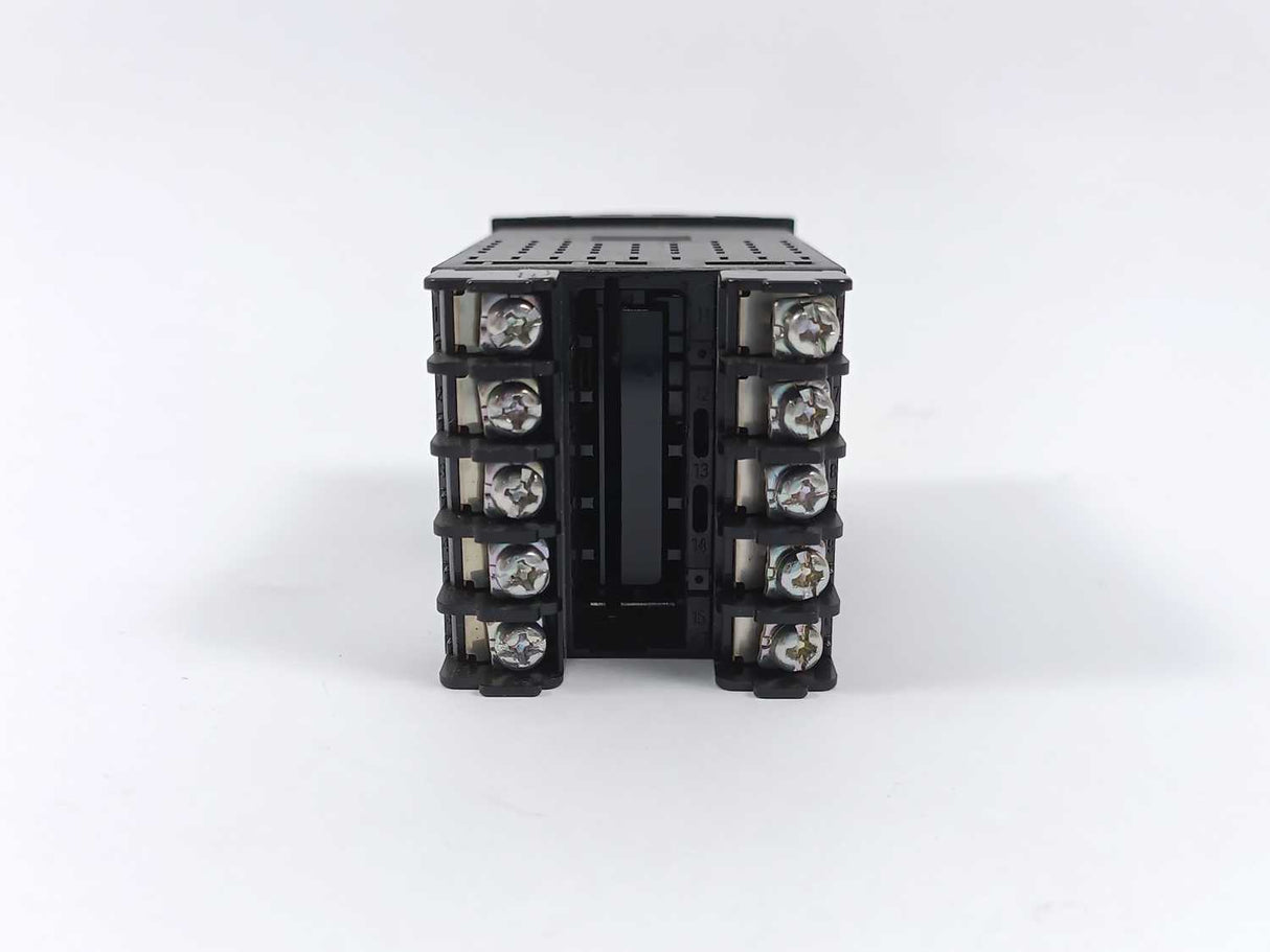 OMRON E5CN-C2MT-500 Temperature Controller