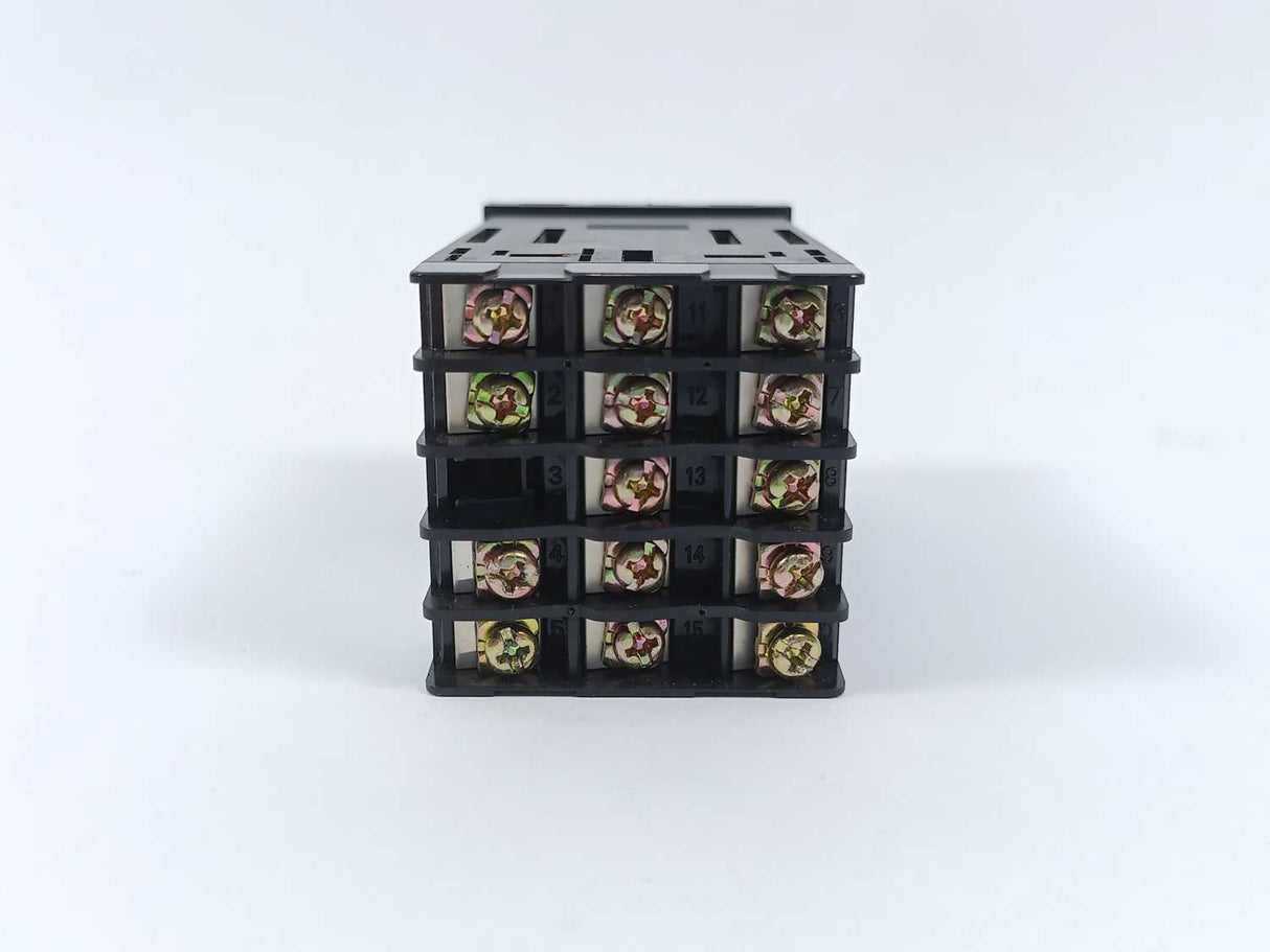 OMRON E5CN-C2MTC-500 Temperature Controller