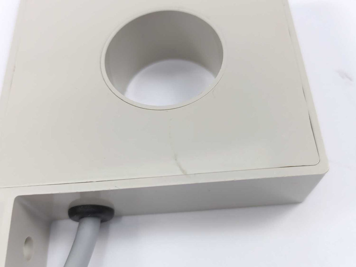 Carlo Gavazzi A82-10500 AC Current Transducer
