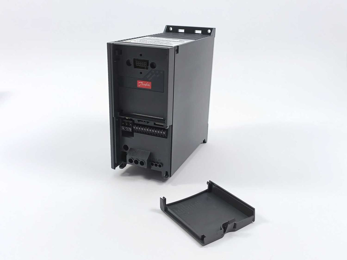 Danfoss 132F0005 VLT® Micro Drive FC-051P1K5S2E20H3BXCXXXSXXX