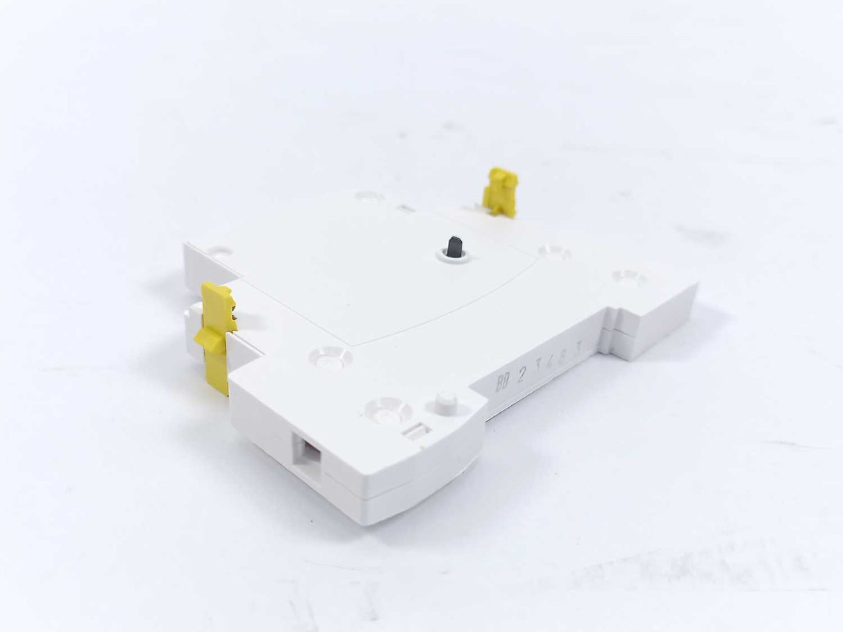 Schneider Electric A9C15404 Centralized Control Auxiliary Batch 9 Pcs.