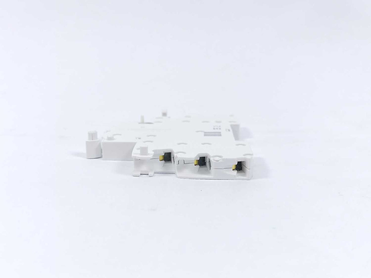 Schneider Electric A9A26919 Acti9 Electrical Auxiliary Batch 12 Pcs.