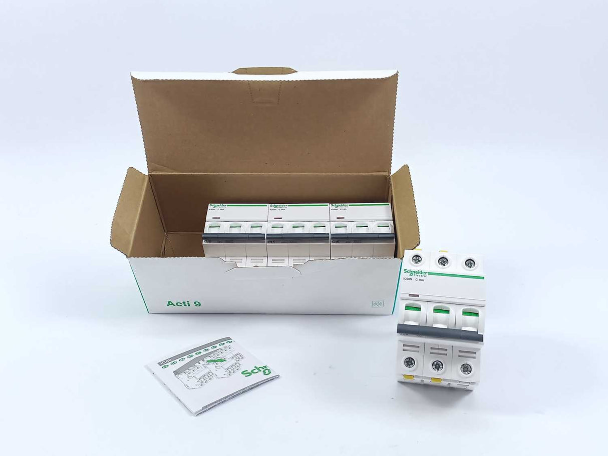 Schneider Electric A9F04316 Cicuit Breaker, iC60N C 16A Batch 4 Pcs.