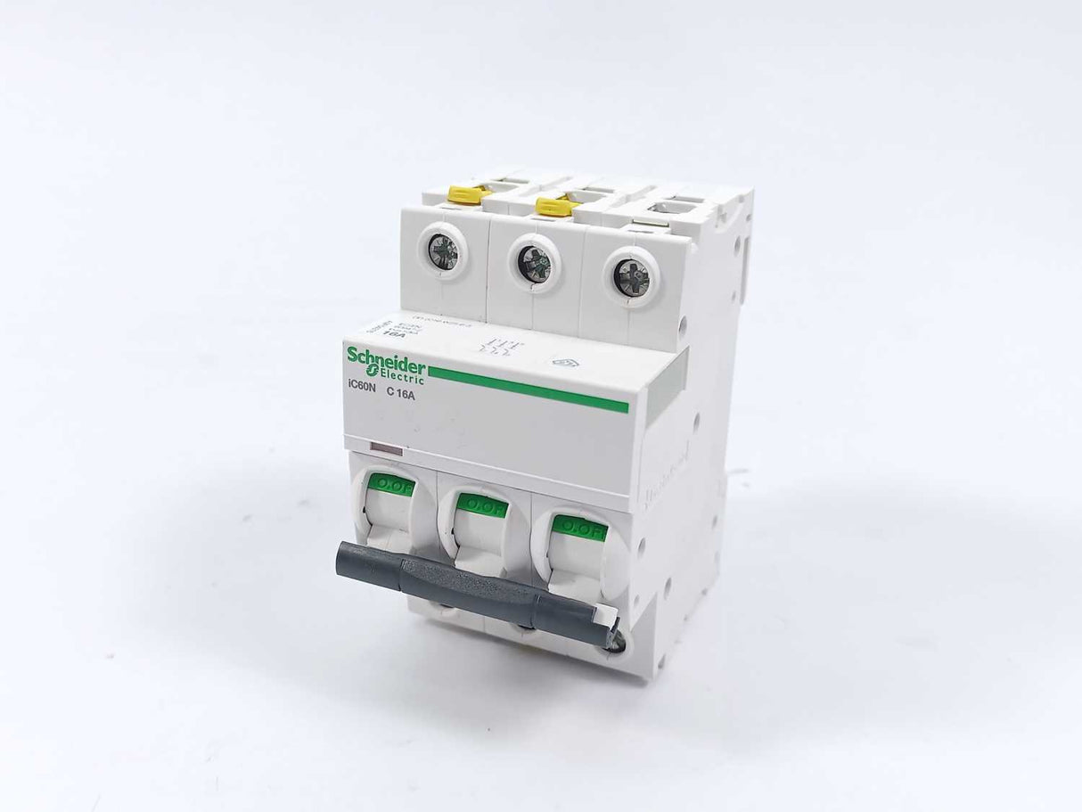 Schneider Electric A9F04316 Cicuit Breaker, iC60N C 16A Batch 4 Pcs.