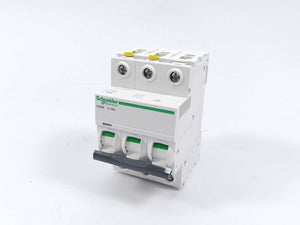 Schneider Electric A9F04316 Cicuit Breaker, iC60N C 16A Batch 4 Pcs.