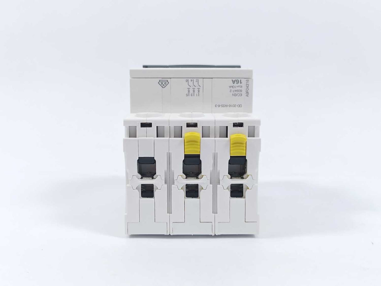 Schneider Electric A9F04316 Cicuit Breaker, iC60N C 16A Batch 4 Pcs.