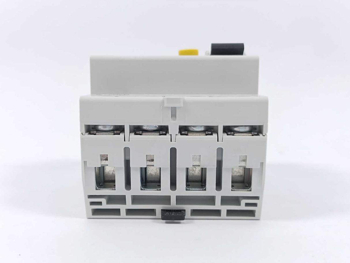 Eaton 235439 PFIM-40/4/003-A-MW Residual Current Circuit Breaker, 40A, 4p, 30mA.
