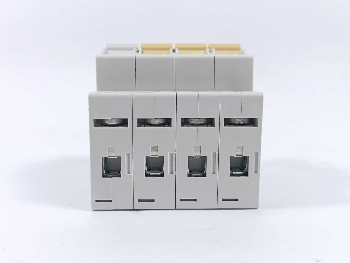 Eaton 243016 Miniatur Circuit breaker, 13A PLS6-C13/3N-MW Batch 5 Pcs.