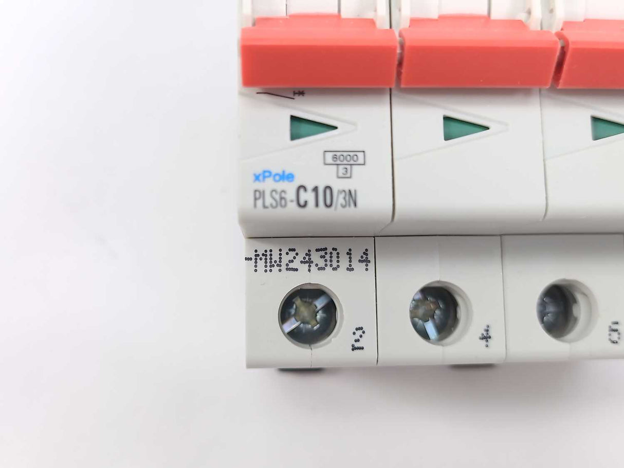 Eaton 243014 Miniature Circuit Breaker PLS6-C10/3N-MW, 7pcs.