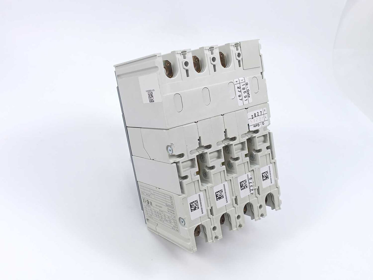 ABB 1SDA054271R1  Circuit Breaker, T4N 250 TMA 125-1250 4p F F InN=100%In