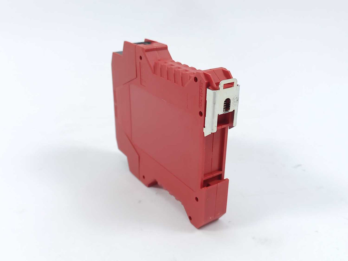 AB 440R-H23178 SER. A Safety Relay 24VDC 2W 2-Inputs MSR220P