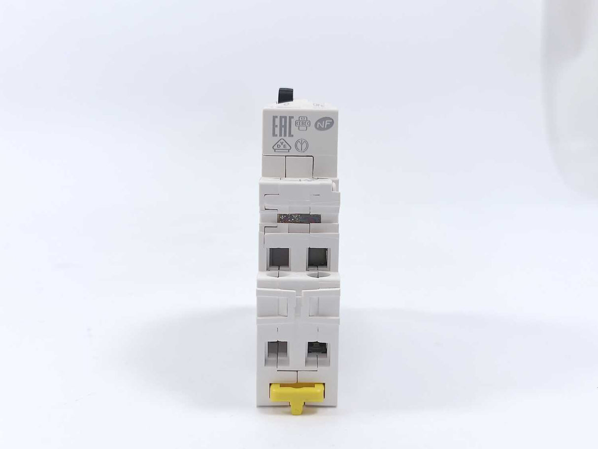 Schneider Electric A9C30211 Impulse Relay 1P 16AX 250V Batch 10pcs.