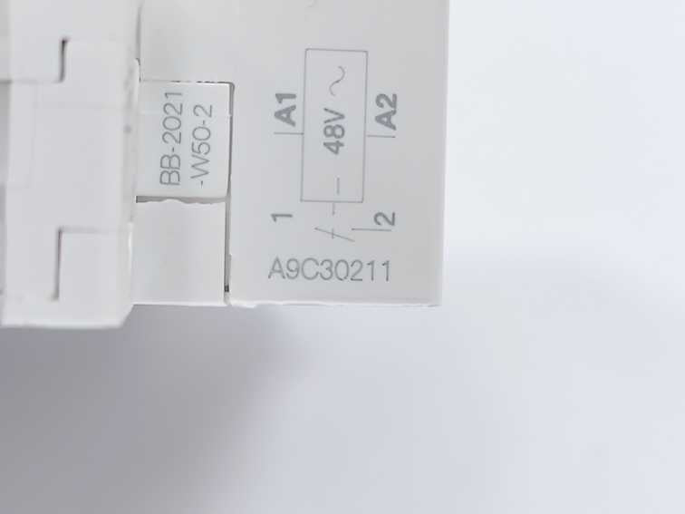 Schneider Electric A9C30211 Impulse Relay 1P 16AX 250V Batch 10pcs.
