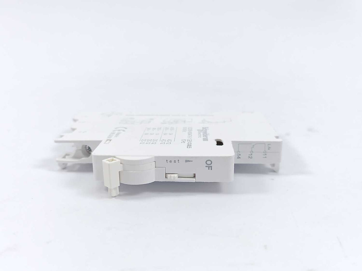 Schneider Electric A9A26924 OC Contact FOR iC60 iID 240-415VAC Batch 12pcs.