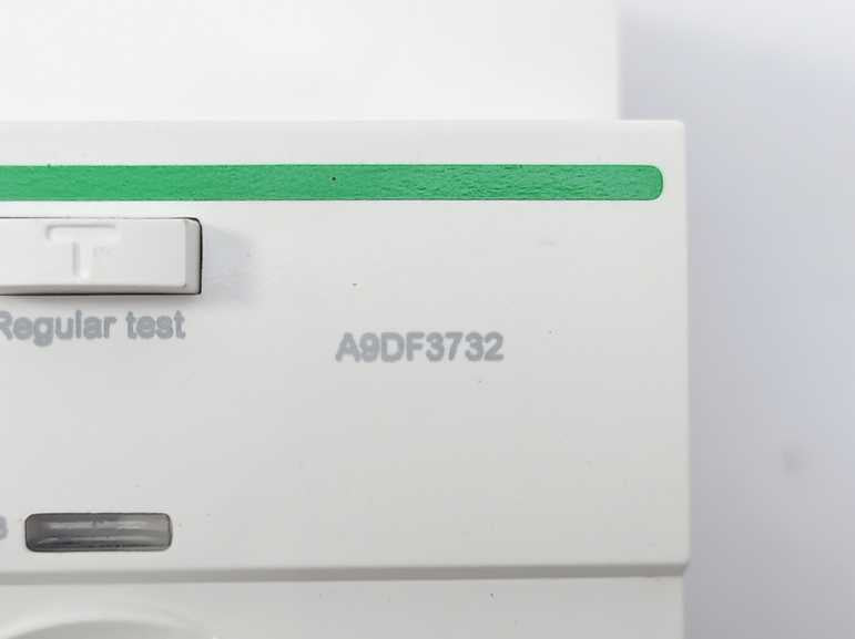 Schneider Electric A9DF3732 RCCB W/ Overcurrent Protection (RCBO) ACTI 9 iCV40N