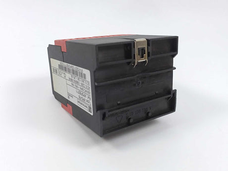 Schneider / Telemecanique XPSFB3711 XPS-FB Limit Switches, 230VAC, 50Hz