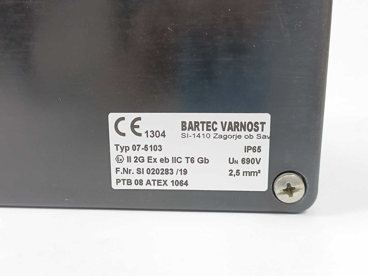 Bartec Varnost 07-5103 240x110 Enclosure