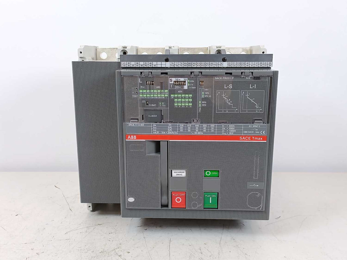 ABB 1SDA061989R1 Circuit Breaker TMAX T7S 800 Fixed 4-Pole