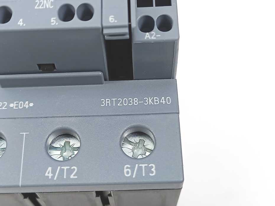 Siemens 3RT2038-3KB40 Contactor