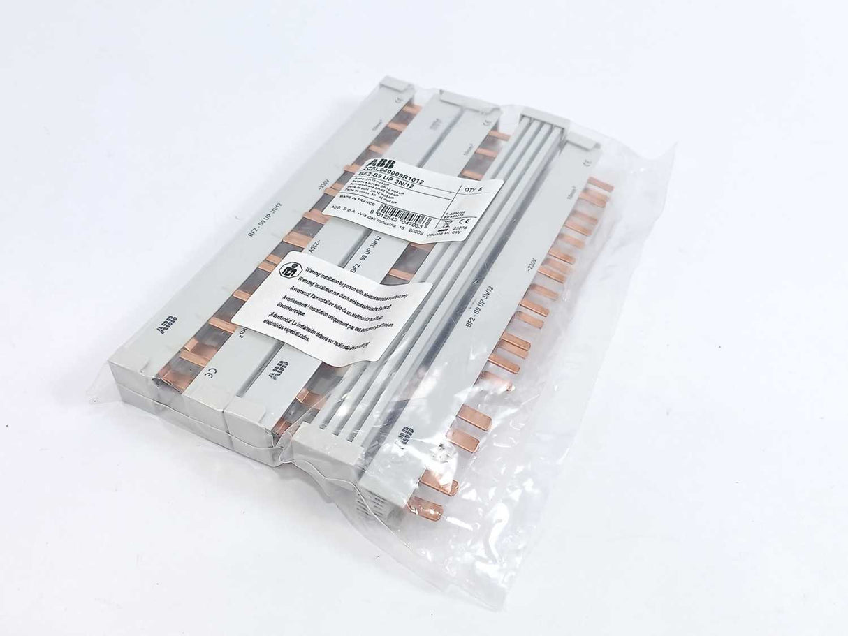 ABB  2CSL940009R1012 BF2-S9 UP 3N/12 Busbar. Batch 5 Pcs.