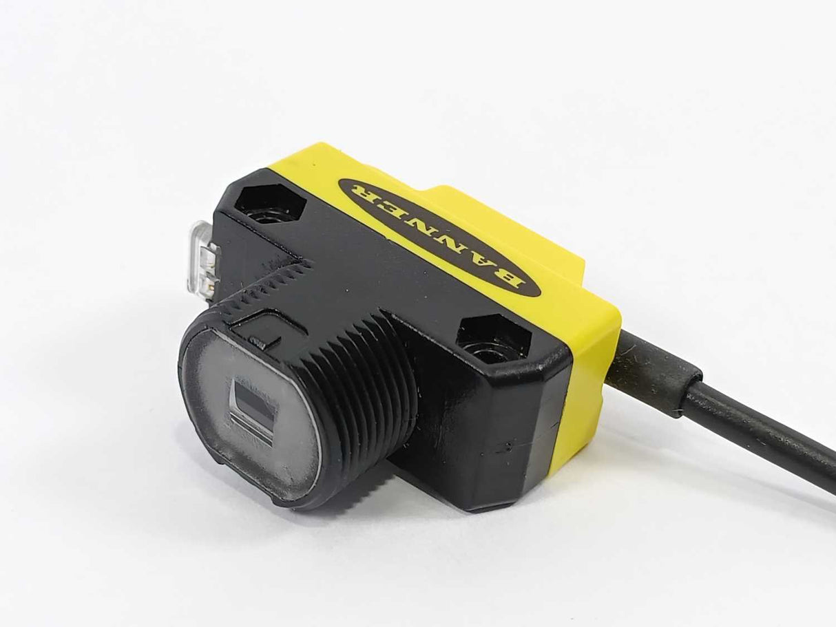Banner Engineering QS186LE212 All Purpose Photoelectric Sensor