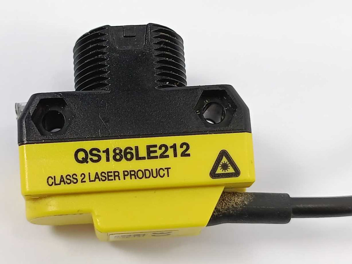 Banner Engineering QS186LE212 All Purpose Photoelectric Sensor