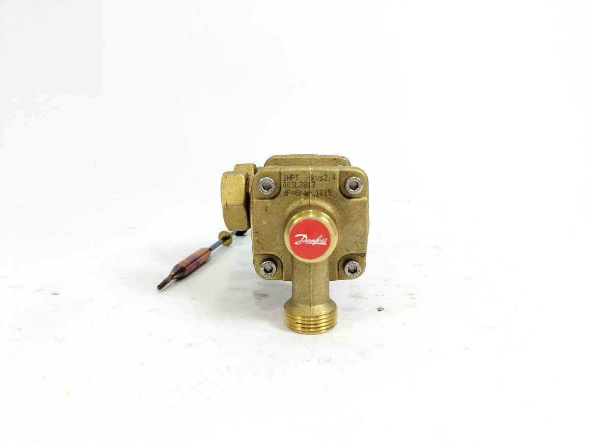 Danfoss IHPT+XB 06H-1-26 Temperature Controller and Heat Exchanger