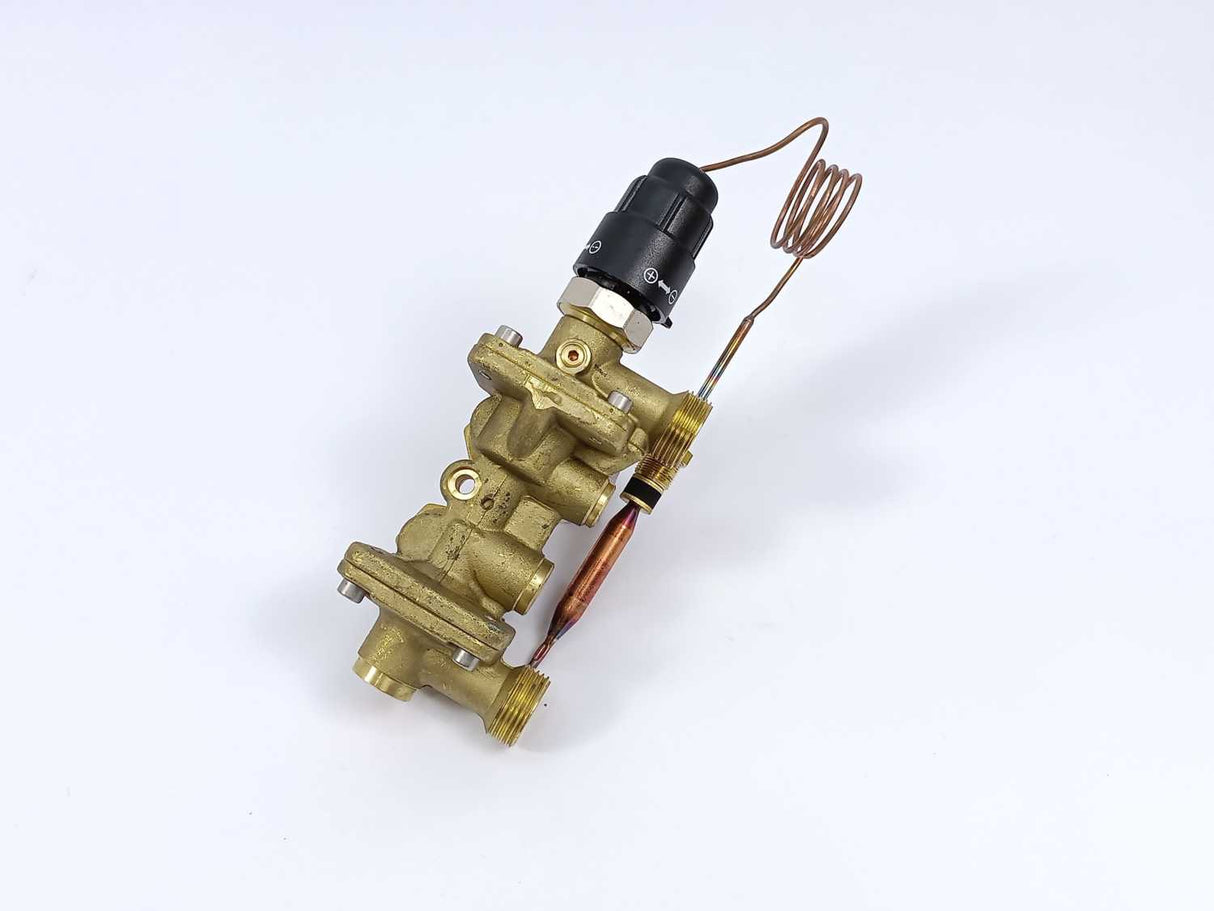 Danfoss 003L3903 IHPT+XB 06H-1-26 Temp. Controller and Heat Exchanger