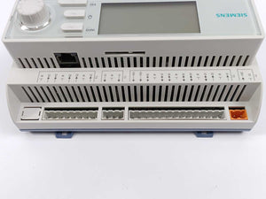 Siemens S55626-C387-A411 POL638.70/DH1 Programmable Controller. 21IOs