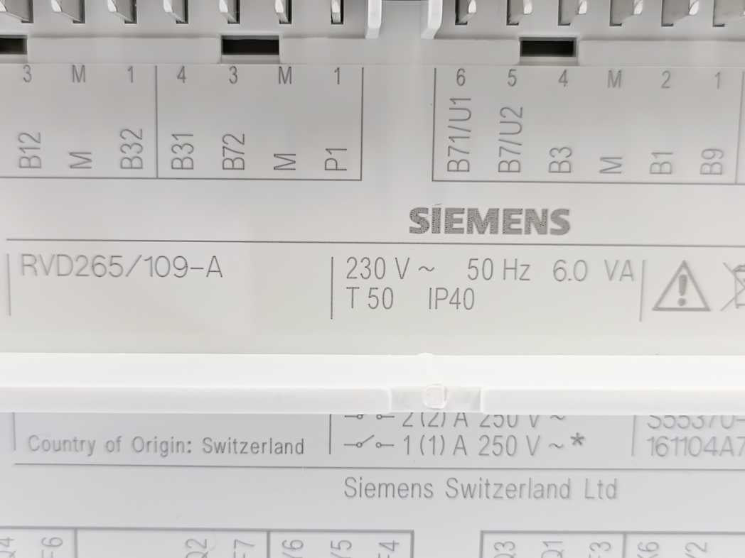 Siemens RVD265/109-A Weather-compensated Controller