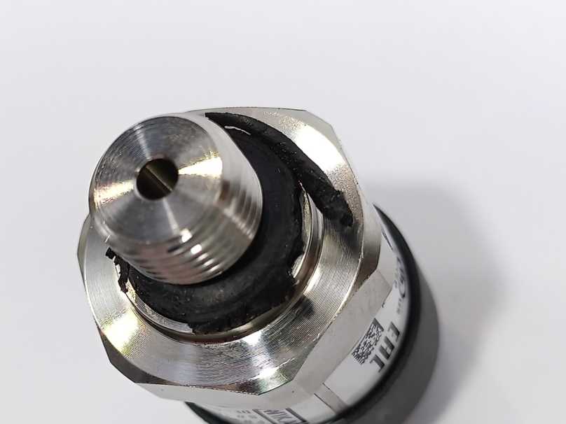 WIKA 35128314 A-10 Pressure Transmitter 0...0.1 Bar Gauge