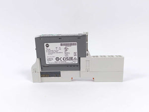 AB 1734-OB4 Ser. C, POINT I/O 4 Point Digital Output Module, w/ 1734-TOP