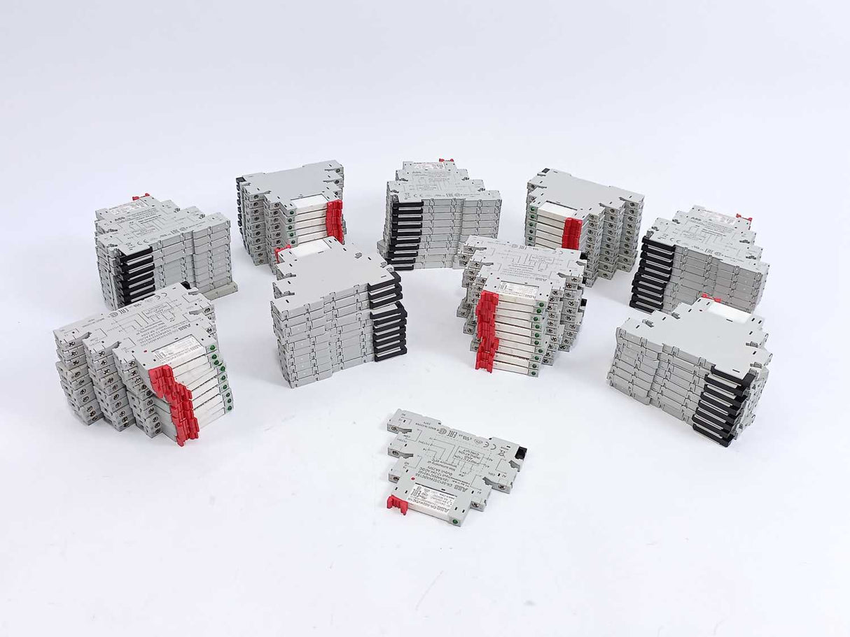 ABB 1SVR405521R3100 89 Pcs Relays
