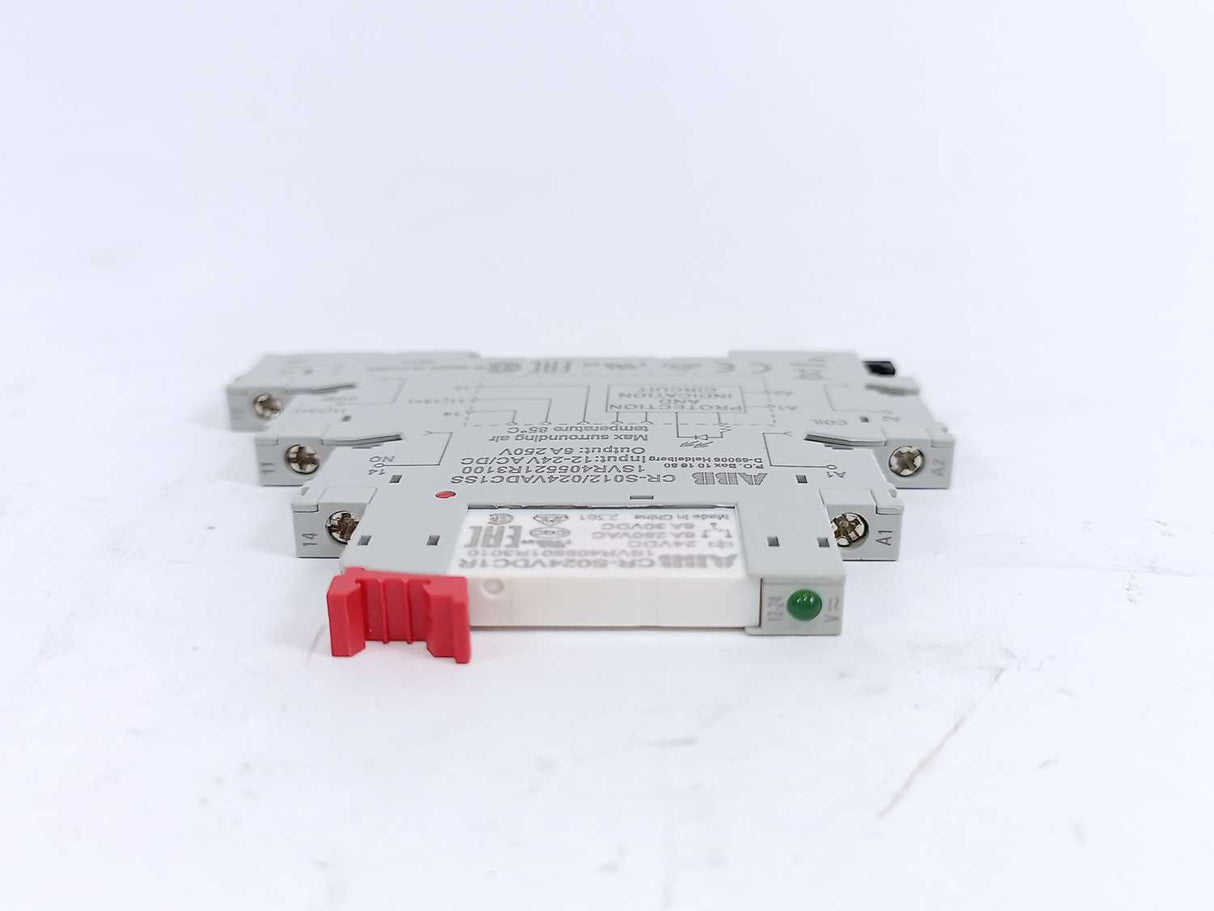 ABB 1SVR405521R3100 89 Pcs Relays