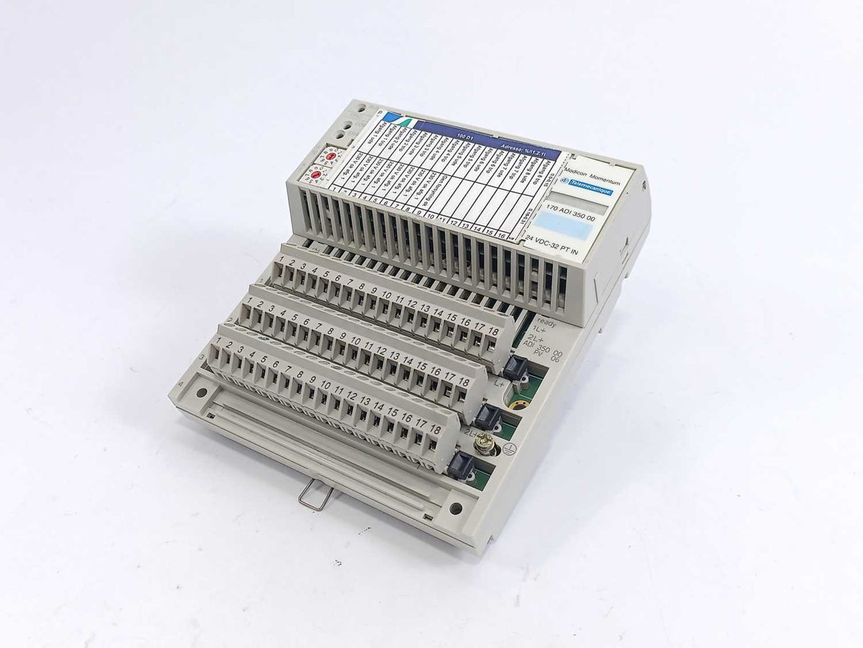 Schneider Electric 170ADI35000 TSX Momentum I/O Base, 24VDC-32PT IN