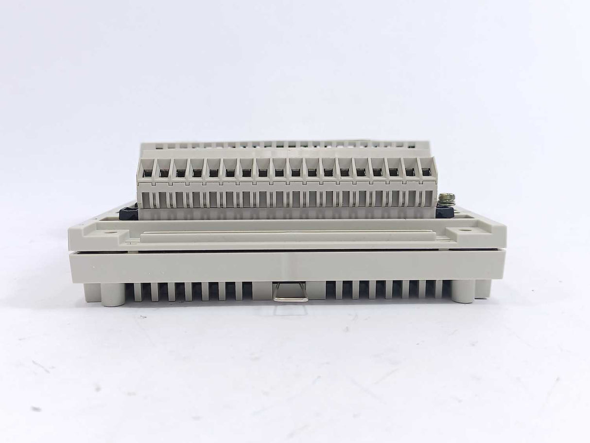 Schneider Electric 170ADI35000 TSX Momentum I/O Base, 24VDC-32PT IN