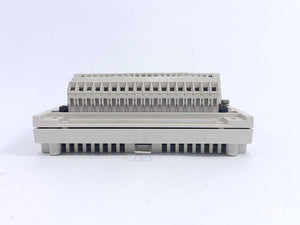 Schneider Electric 170ADO35000 TSX Momentum I/O Base 24VDC-32PT Out