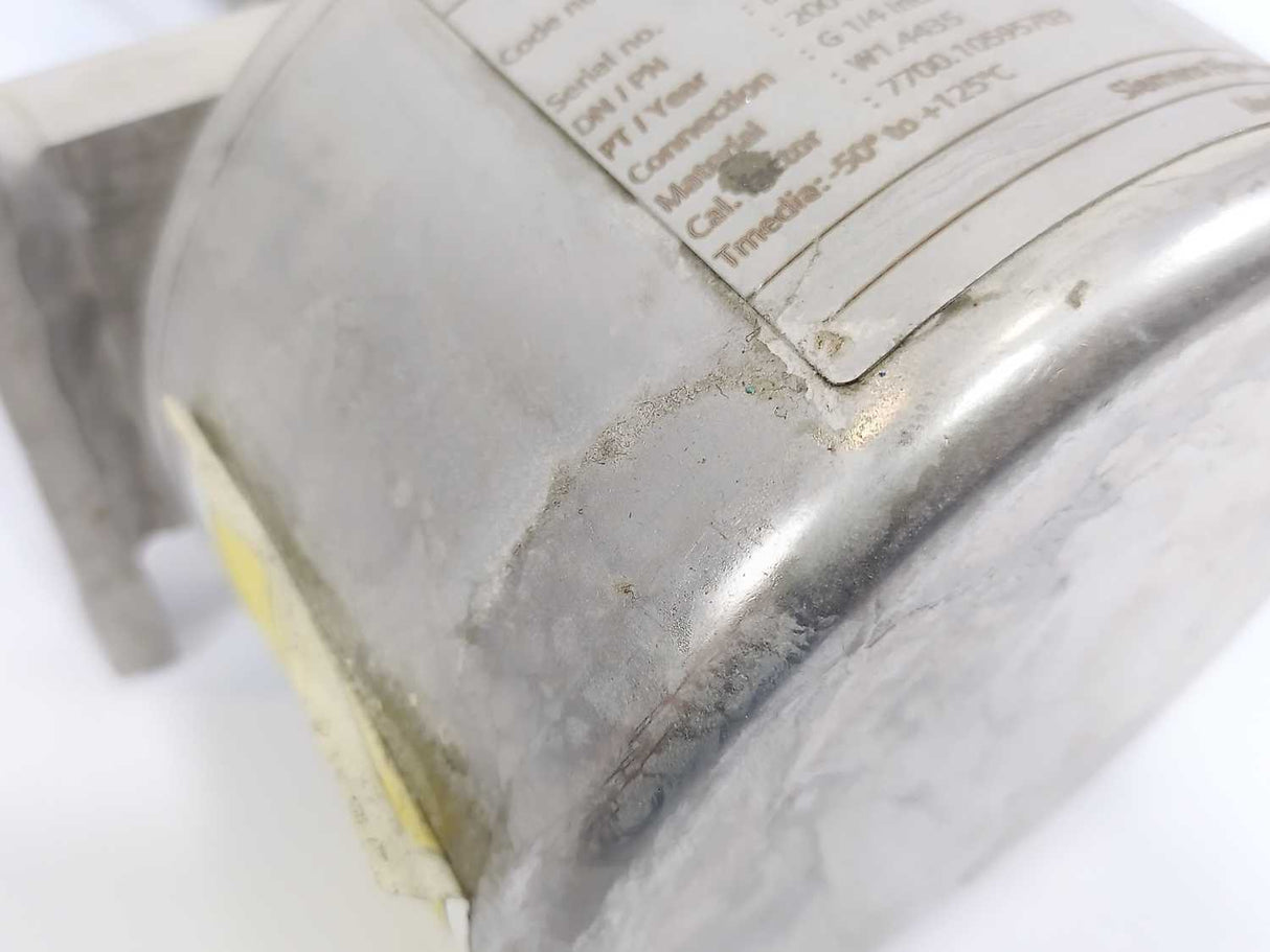 Siemens 7ME4100-1AD10-1AA1 SITRANS F C MASSFLO MASS 2100 Flow Sensor Instruments