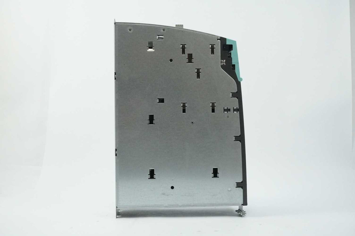 Siemens 6SL3120-2TE21-8AA3 A500675493 Frequency Converter 600VDC