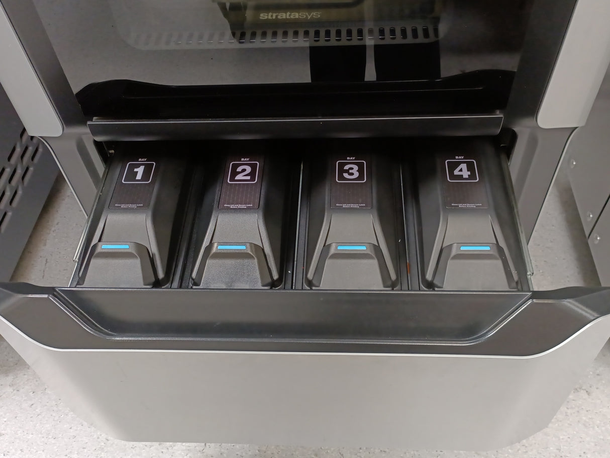 Stratasys F370 3D printer, 123-30003, 100-240V, 12-7A, 50/60Hz