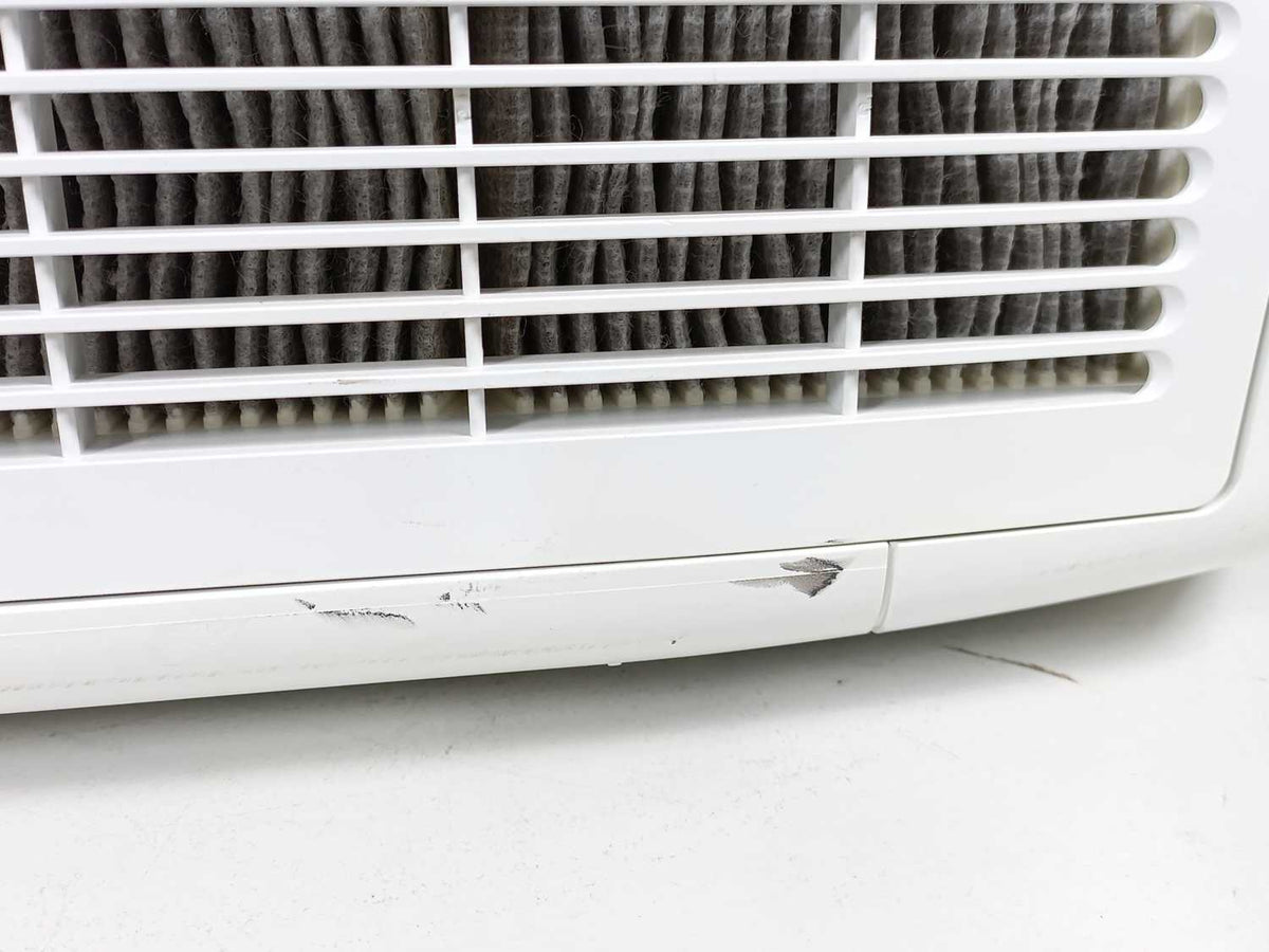 EPSON EB-Z8000WU High-Resolution Venue Projector H266B, fan runs af full speed