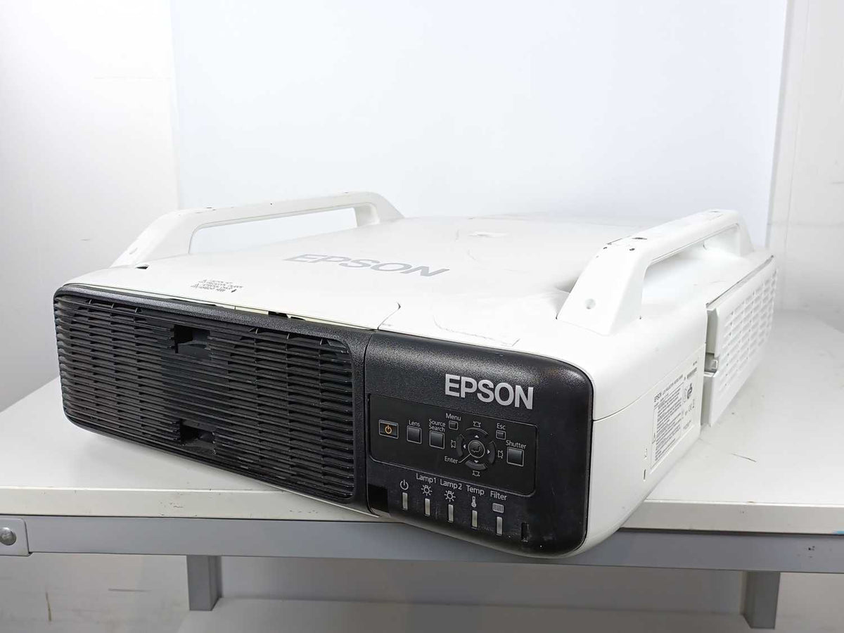 EPSON EB-Z8000WU High-Resolution Venue Projector H266B, fan runs af full speed