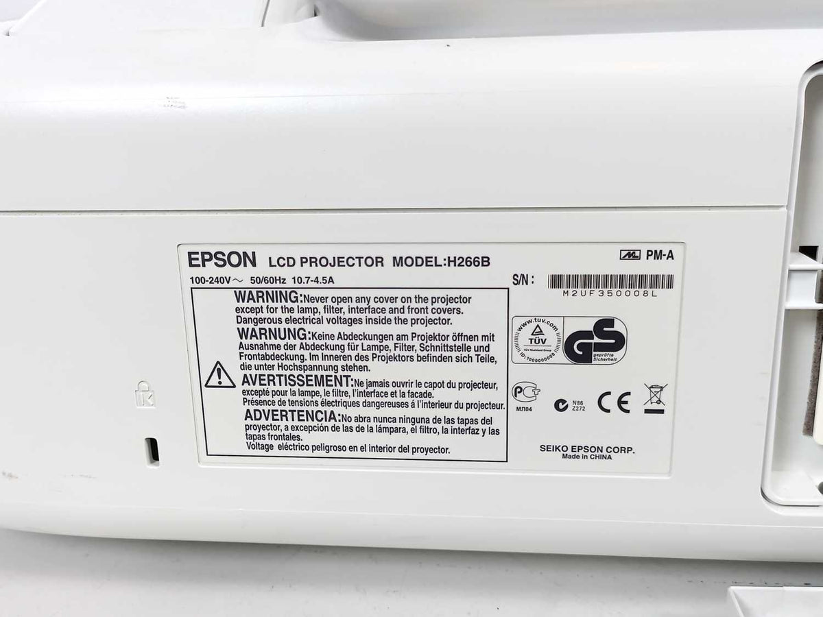 EPSON EB-Z8000WU High-Resolution Venue Projector H266B, fan runs af full speed