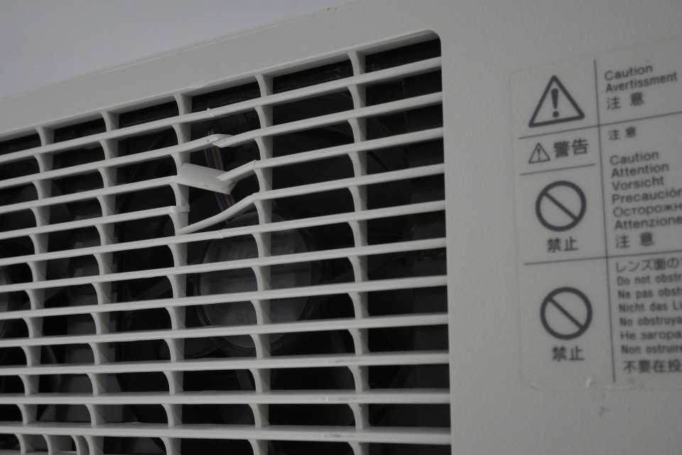 Sony VPL-FHZ60 VPL-FHZ60 Data Projector