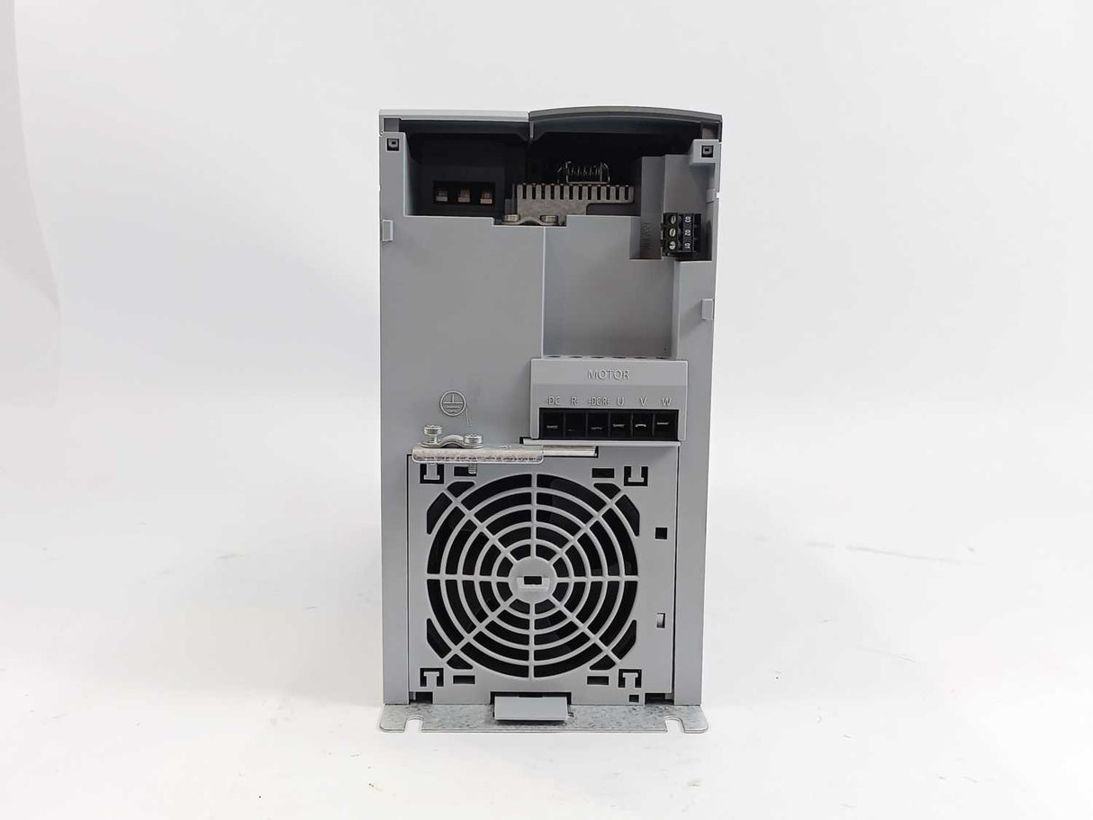 Danfoss 134U2987 VLT Midi Drive FC-280P11KT4E20H1BXCXXXSXXXXAX
