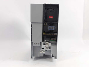 Danfoss 134U2987 VLT Midi Drive FC-280P11KT4E20H1BXCXXXSXXXXAX