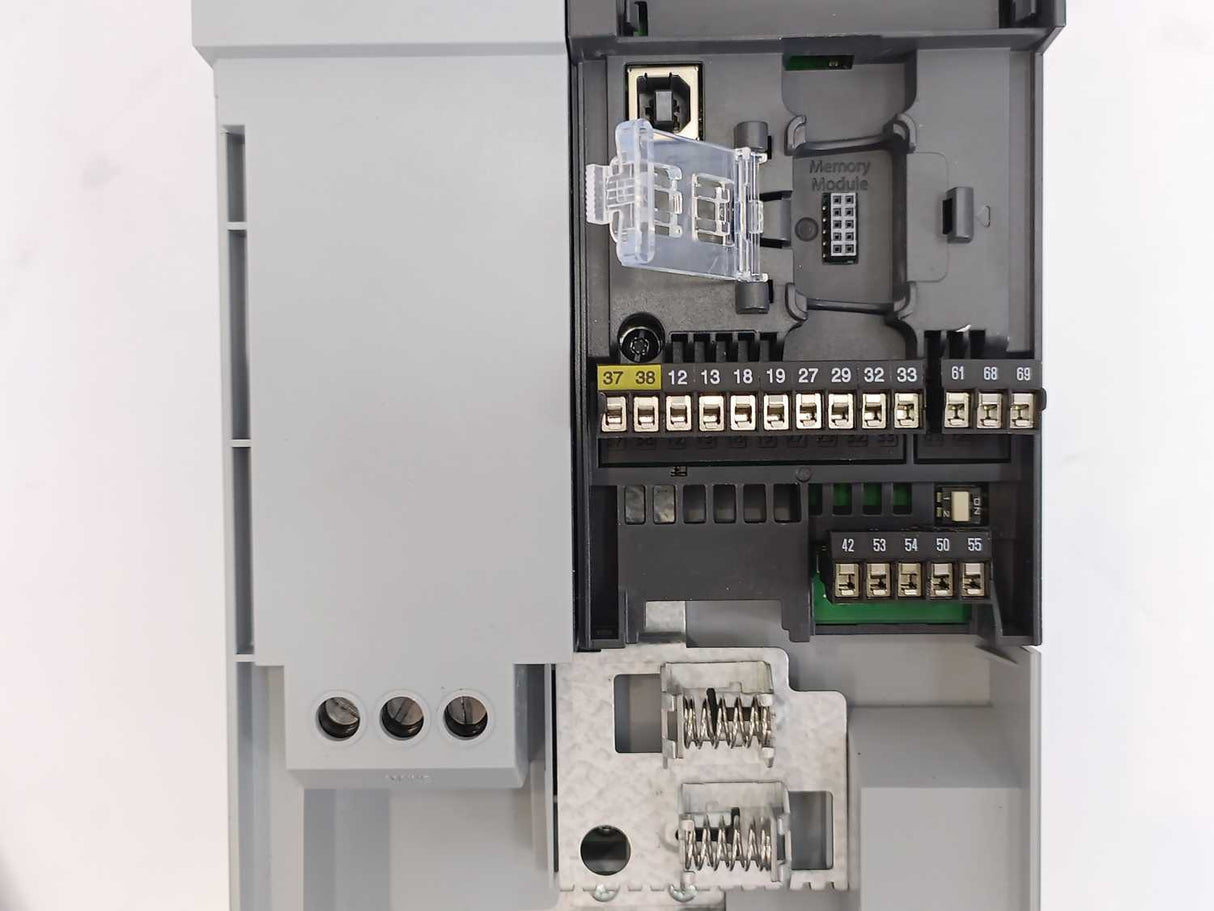 Danfoss 134U2987 VLT Midi Drive FC-280P11KT4E20H1BXCXXXSXXXXAX