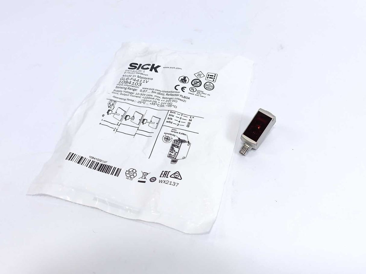 SICK 1084103 GL6-F4411V Photoelectric Retro-Reflective Sensor